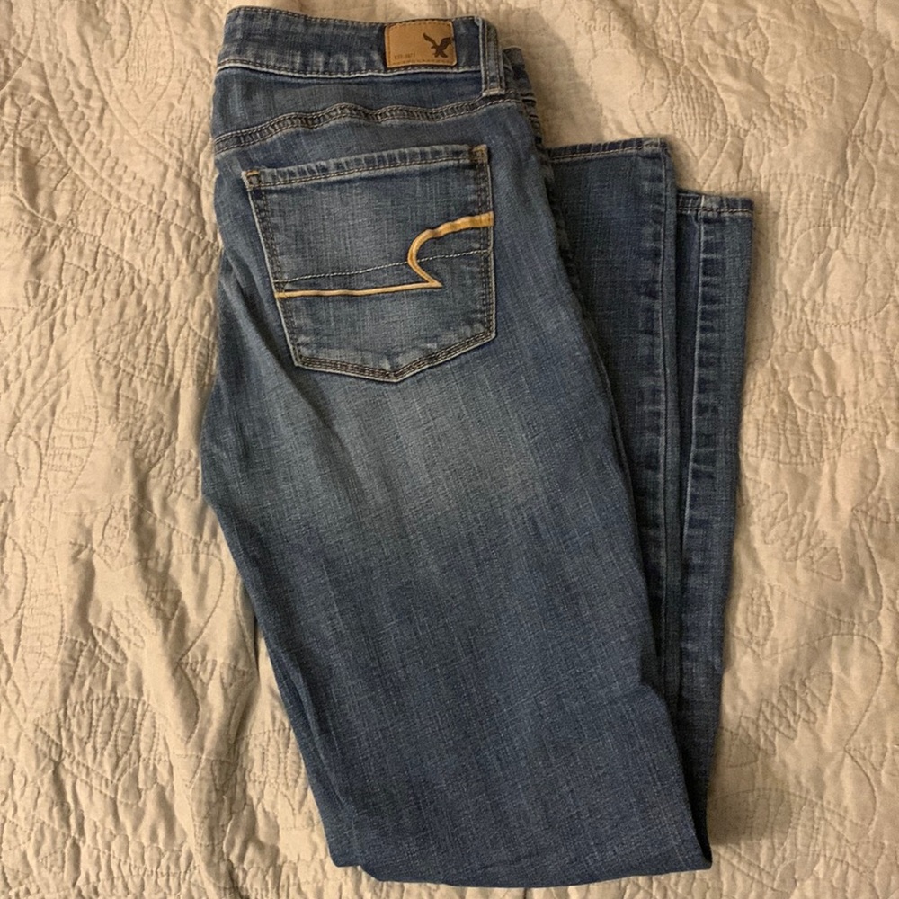 American Eagle womens size 6 short skinny stretch